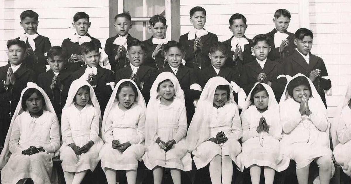 What was the '60s Scoop'? Aboriginal children taken from homes a dark  chapter in Canada's history